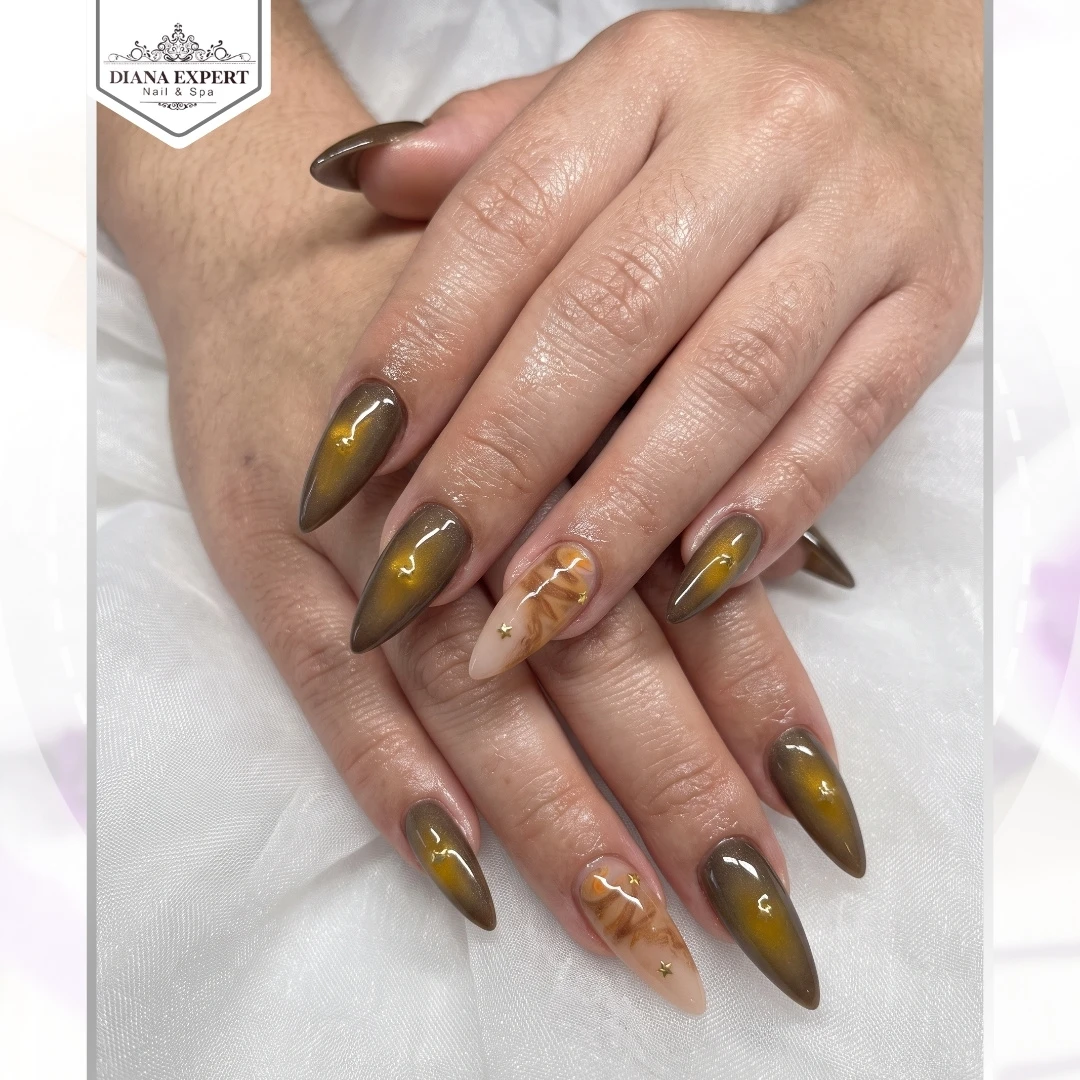 Nail styles for seasons_Aug 2026